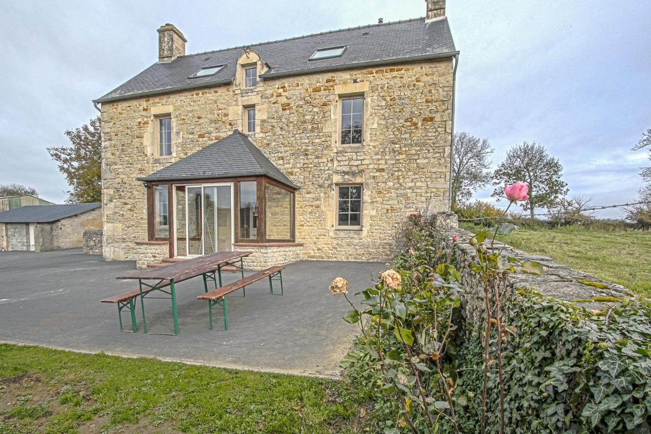 Villa Ferme De La Bertiniere Lingevres Exterior foto